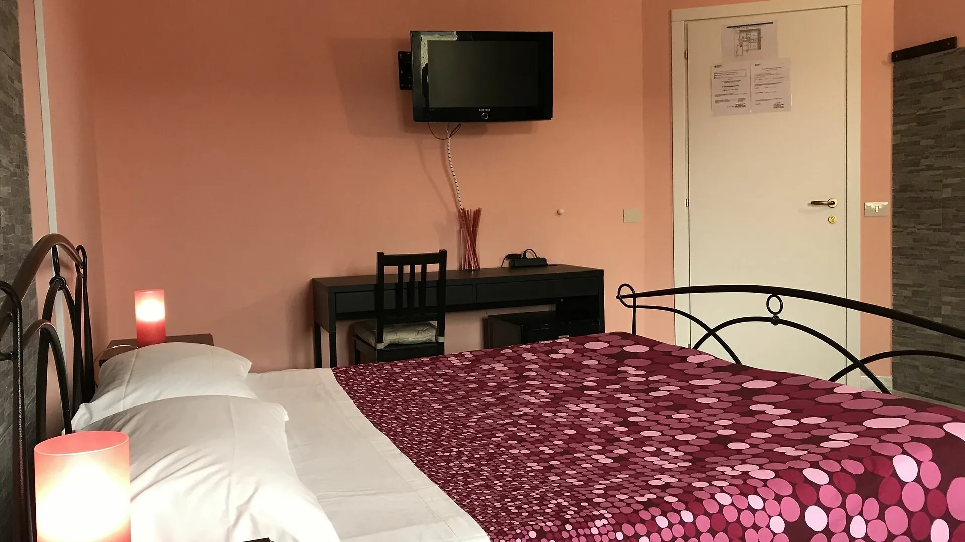 ***  RooMY - Guest House Il Faraone Fiumicino Italia