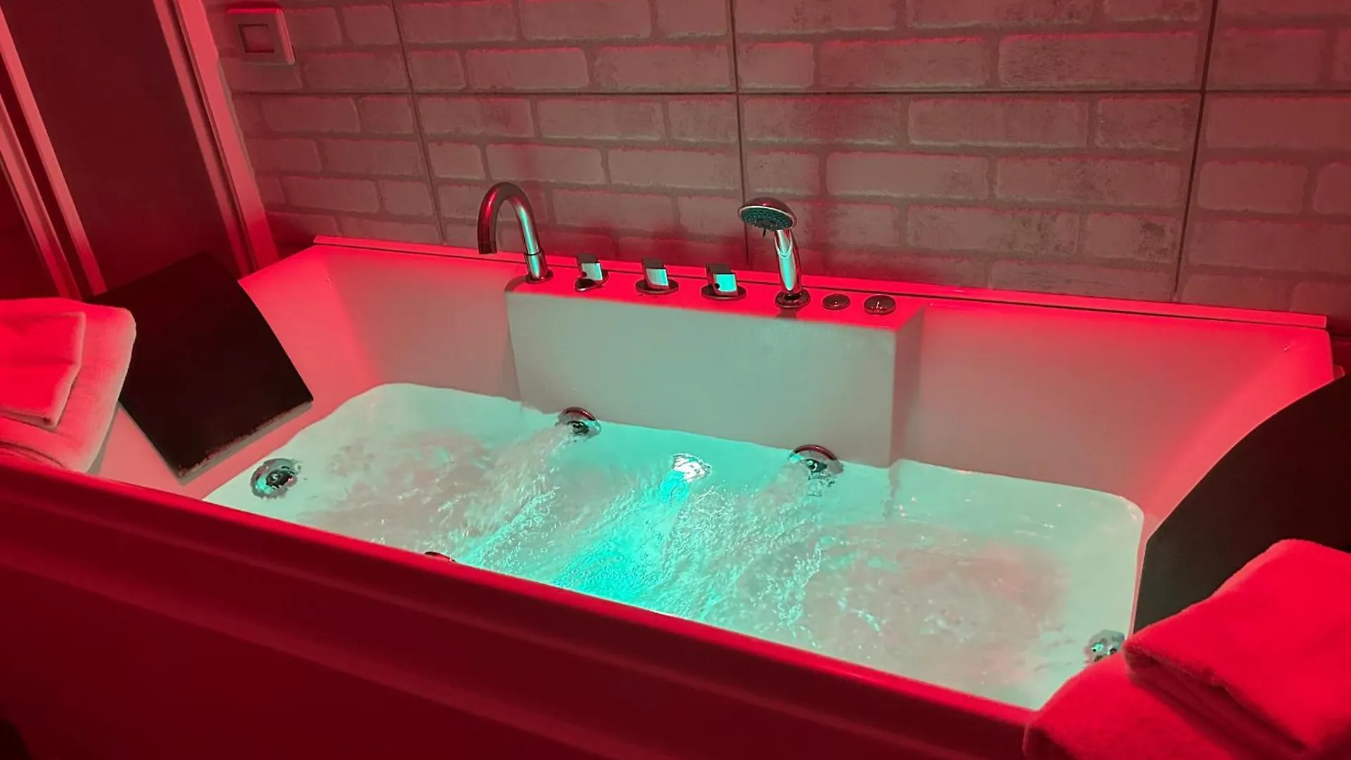 ***  Guest House Il Faraone Fiumicino Italy
